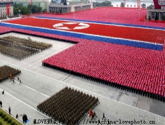 朝鲜建国63周年阅兵式。